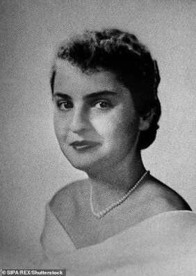 美国“胸针铁娘子”去世：她是北约东扩和轰炸南联盟推手