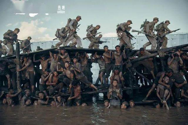 除了最近上映的《长津湖》之外，还有哪些好看的战争片？