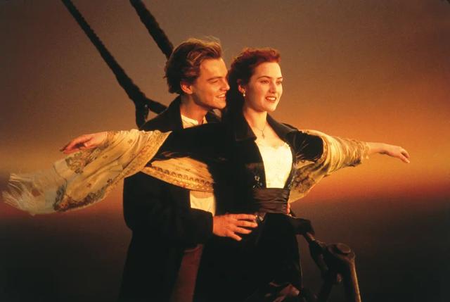 重温经典《泰坦尼克号》，感动与震撼并存，这部我最喜爱的电影