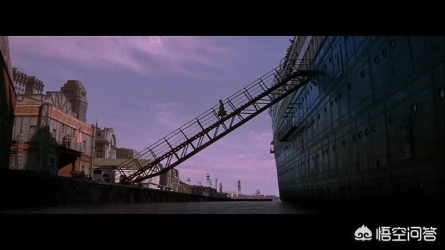 电影《海上钢琴师》其主题思想是传播一种什么样的哲学理念和影视艺术？