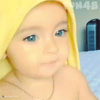 蓝眼睛的宝宝 美哭